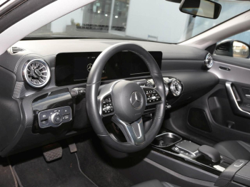 Mercedes-Benz CLA 250 e SB Progressive Panorama Kamera