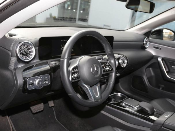 Mercedes-Benz CLA 250 e SB Progressive Panorama Kamera