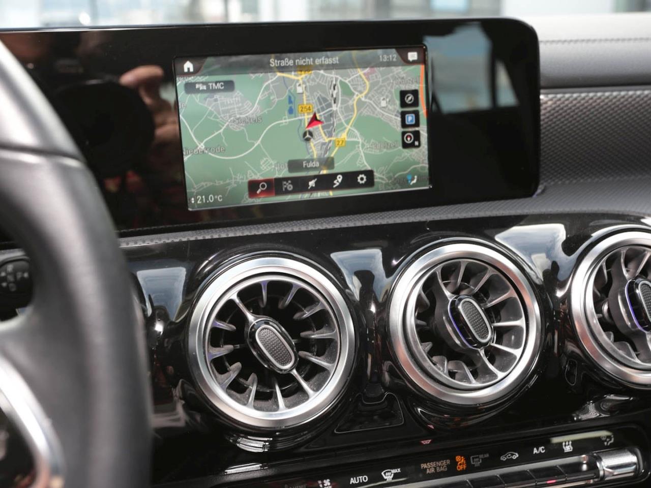 Mercedes-Benz CLA 250 e SB Progressive Panorama Kamera