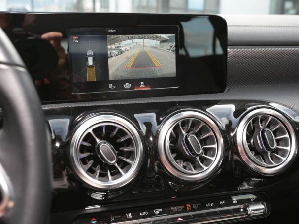 Mercedes-Benz CLA 250 e SB Progressive Panorama Kamera