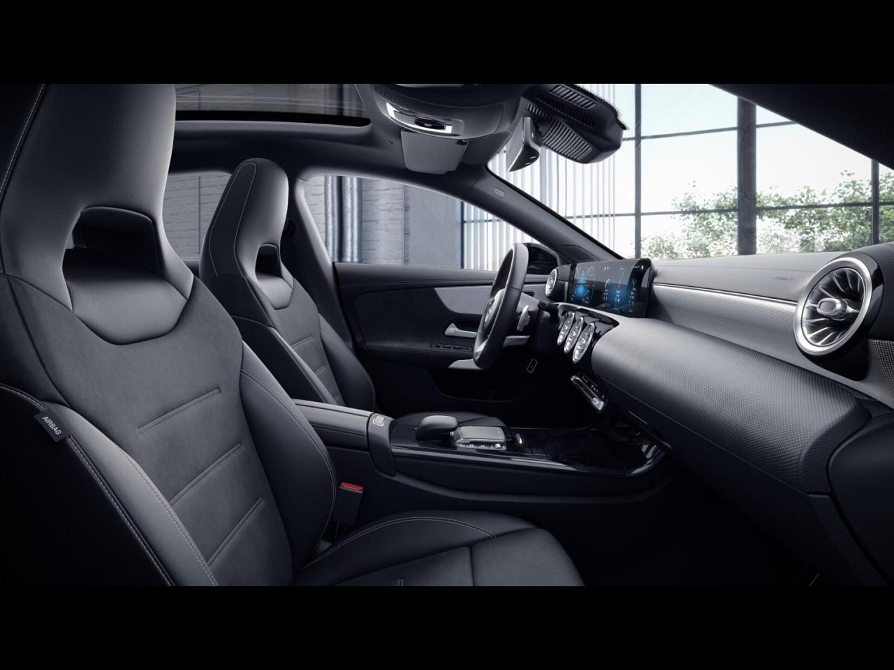 Mercedes-Benz CLA 250 e SB AMG Night Panorama Kamera Ambiente