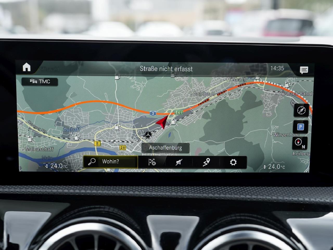 Mercedes-Benz CLA 250 e SB AMG Distronic Panorama Kamera AHK