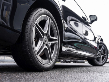 Mercedes-Benz CLA 250 e SB AMG Distronic Panorama Kamera AHK