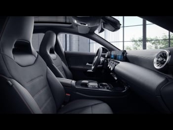 Mercedes-Benz CLA 250 e SB AMG Night Distronic Panorama Kamera