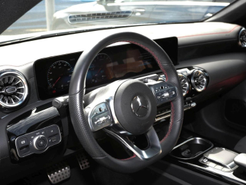 Mercedes-Benz CLA 250 e SB AMG Night Distronic Panorama Kamera