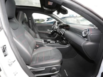 Mercedes-Benz CLA 250 e SB AMG Night Distronic Panorama Kamera
