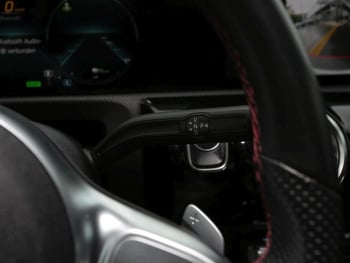 Mercedes-Benz CLA 250 e SB AMG Night MBUX Panorama AHK Kamera