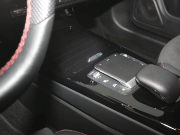 Mercedes-Benz CLA 250 e SB AMG Night MBUX Panorama AHK Kamera