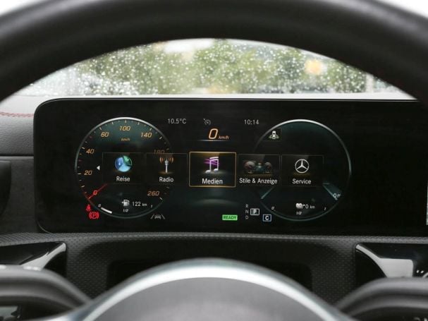 Mercedes-Benz CLA 250 e SB AMG Night MBUX Panorama AHK Kamera