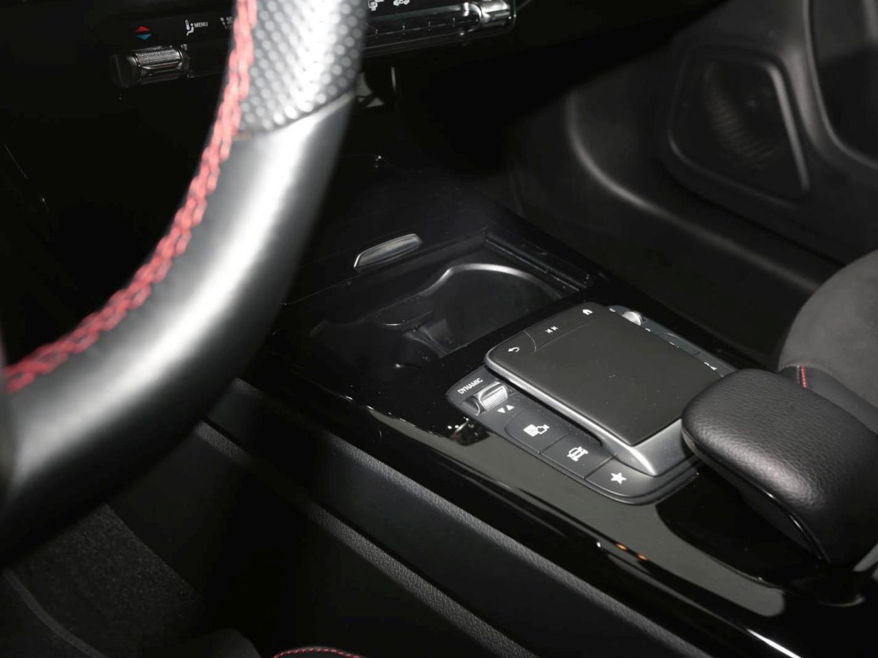 Mercedes-Benz CLA 250 e SB AMG Night MBUX Panorama AHK Kamera