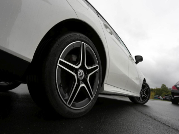 Mercedes-Benz CLA 250 e SB AMG Night MBUX Panorama AHK Kamera