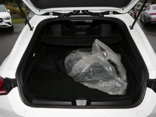 Mercedes-Benz CLA 250 e SB AMG Night MBUX Panorama AHK Kamera