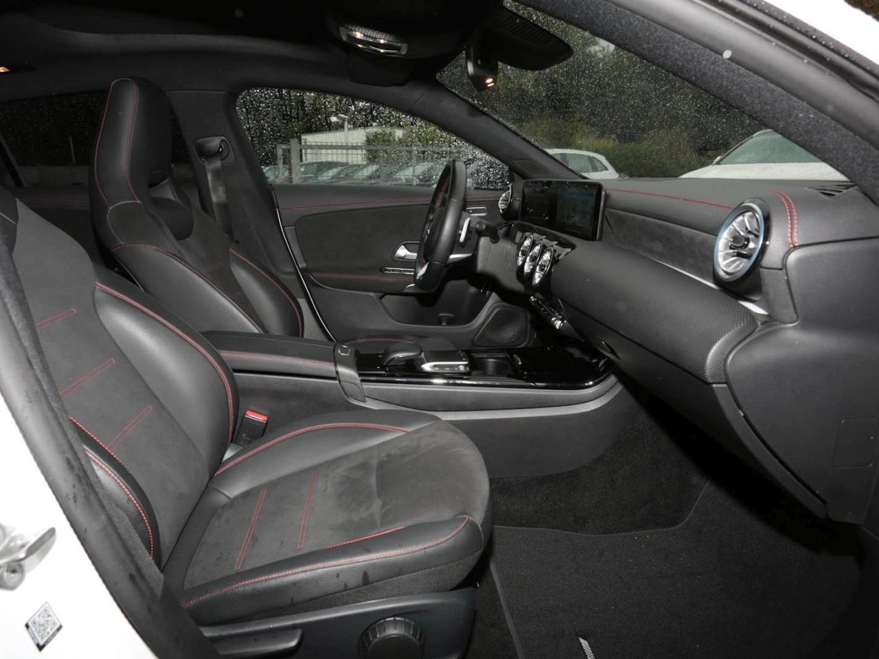 Mercedes-Benz CLA 250 e SB AMG Night MBUX Panorama AHK Kamera