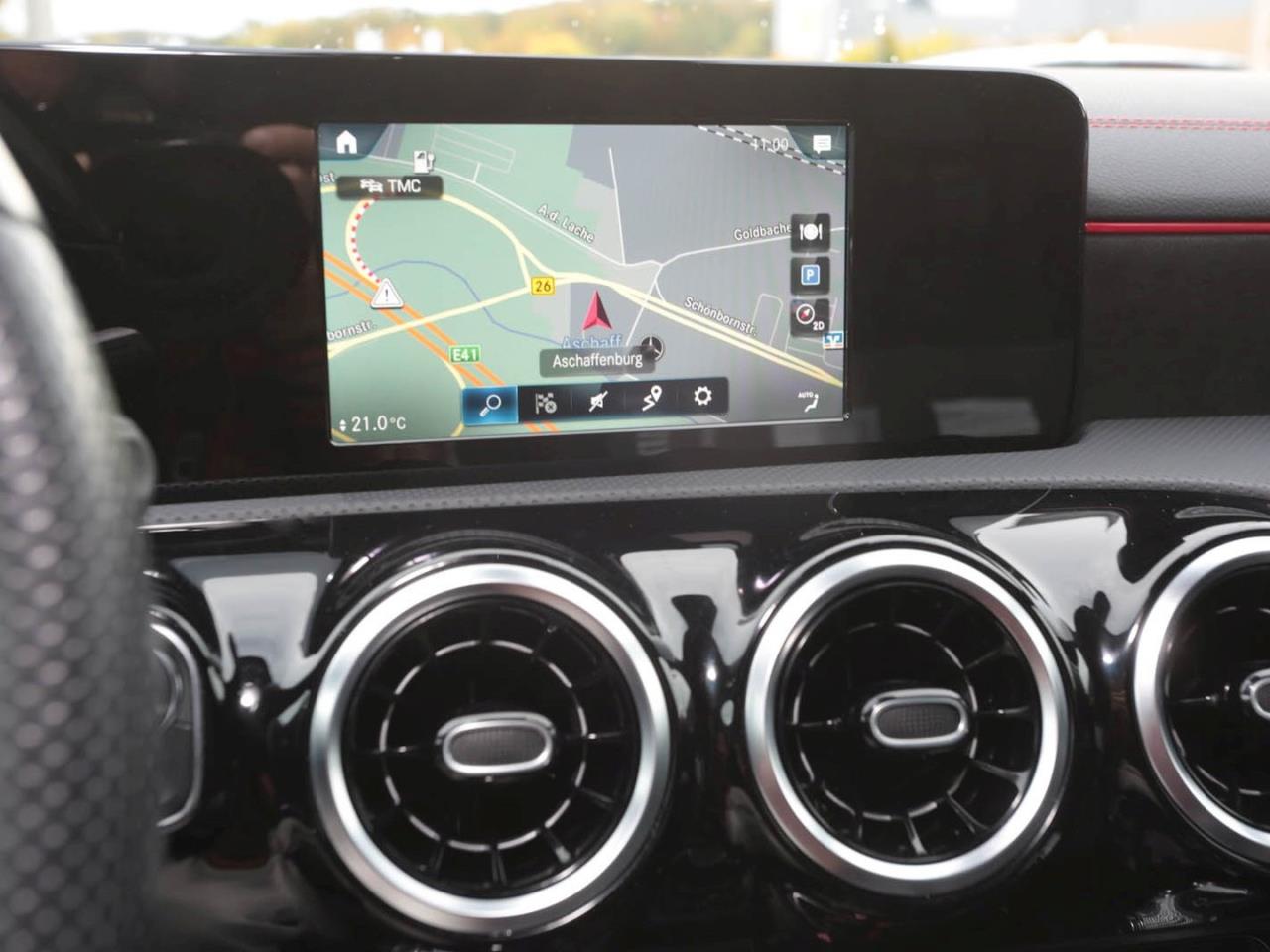 Mercedes-Benz CLA 250 e SB AMG MBUXNavi+ Kamera EasyPack