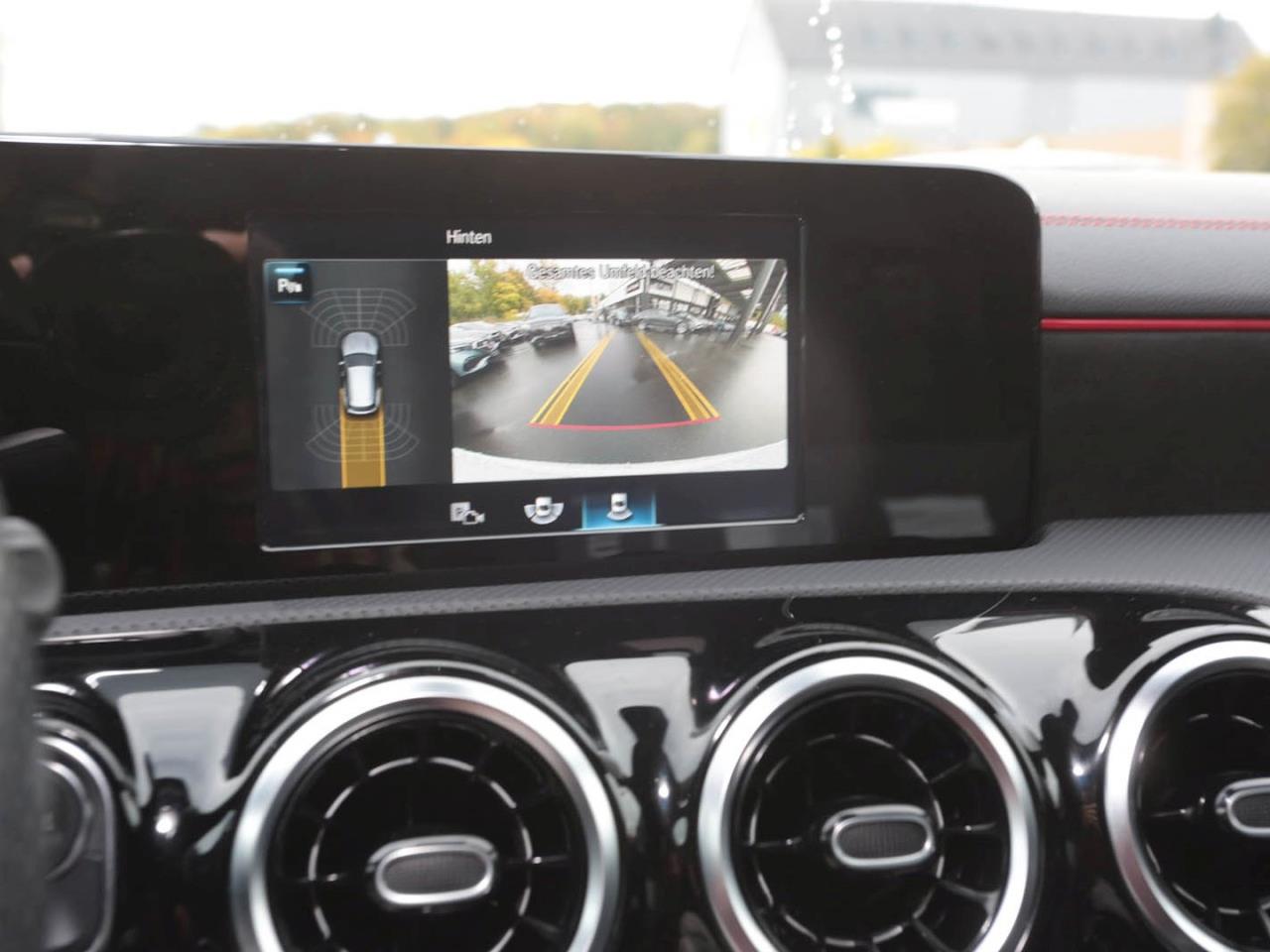 Mercedes-Benz CLA 250 e SB AMG MBUXNavi+ Kamera EasyPack