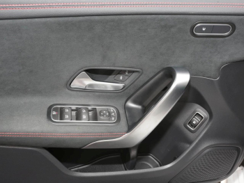 Mercedes-Benz CLA 250 e SB AMG MBUXNavi+ Kamera EasyPack
