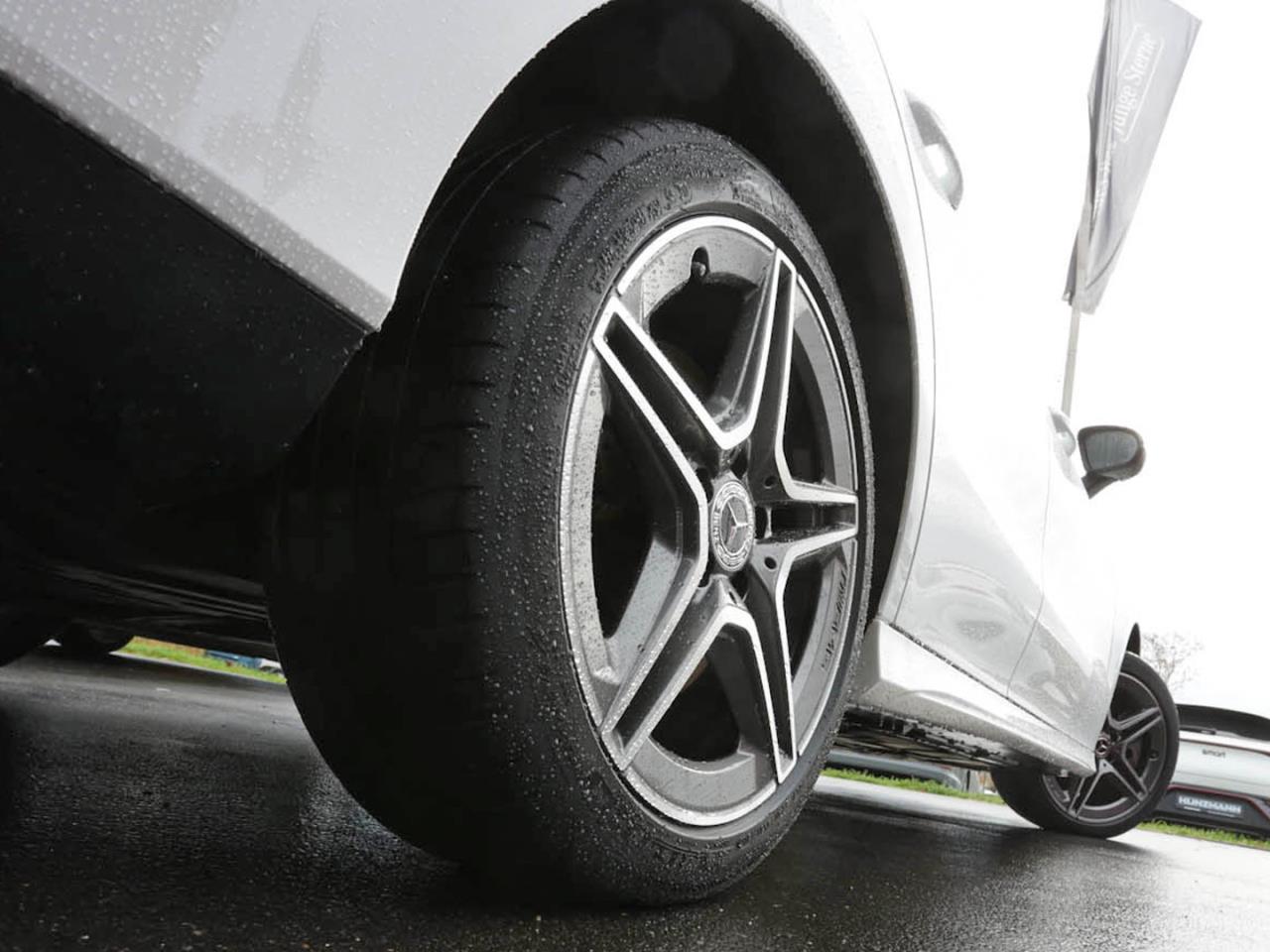 Mercedes-Benz CLA 250 e SB AMG MBUXNavi+ Kamera EasyPack