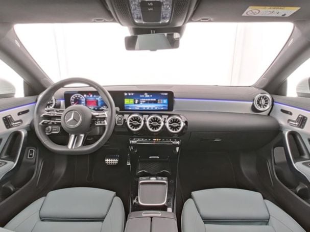 Mercedes-Benz CLA 250 e SB AMG Distronic Memory EasyP 360° AHK Mercedes-Benz CLA 250 e SB AMG Distronic Memory EasyP 360° AHK