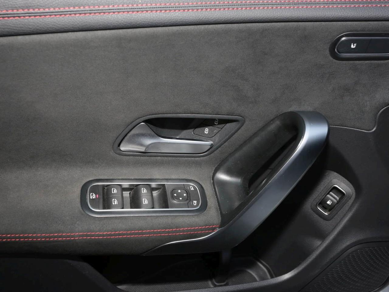 Mercedes-Benz CLA 250 e SB AMG Night MBUXNavi+ Kamera AHK