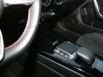 Mercedes-Benz CLA 250 e SB AMG Night MBUXNavi+ Kamera AHK