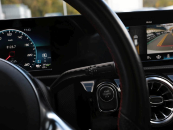 Mercedes-Benz CLA 250 e SB AMG MBUXNavi+ Panorama Kamera