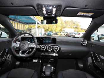 Mercedes-Benz CLA 250 e SB AMG MBUXNavi+ Panorama Kamera