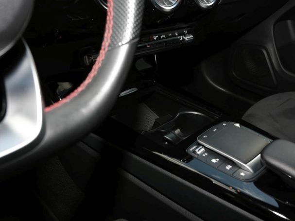 Mercedes-Benz CLA 250 e SB AMG MBUXNavi+ Panorama Kamera