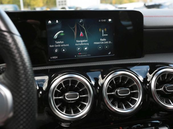 Mercedes-Benz CLA 250 e SB AMG MBUXNavi+ Panorama Kamera