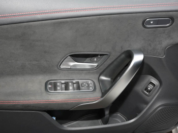 Mercedes-Benz CLA 250 e SB AMG MBUXNavi+ Panorama Kamera