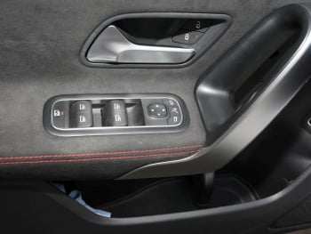 Mercedes-Benz CLA 250 e SB AMG MBUXNavi+ Panorama Kamera