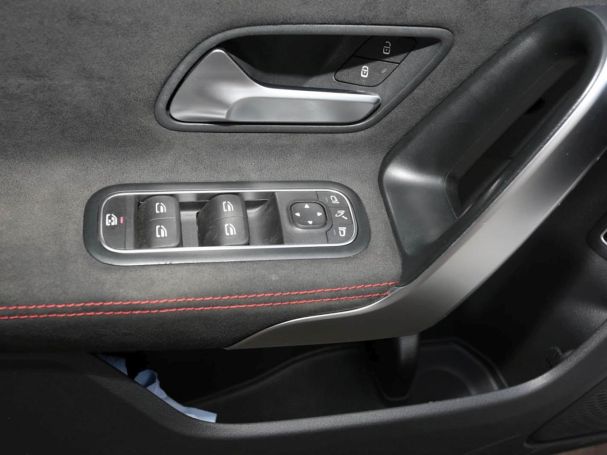 Mercedes-Benz CLA 250 e SB AMG MBUXNavi+ Panorama Kamera