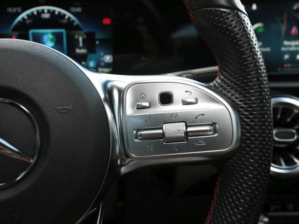 Mercedes-Benz CLA 250 e SB AMG MBUXNavi+ Panorama Kamera