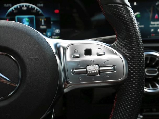 Mercedes-Benz CLA 250 e SB AMG MBUXNavi+ Panorama Kamera