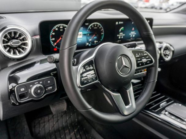Mercedes-Benz CLA 250 e SB Progressive AHK Panorama Navi Kamera