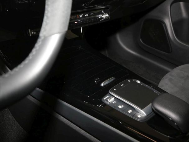 Mercedes-Benz CLA 250 SB AMG Night Kamera ParkPaket Ambiente Mercedes-Benz CLA 250 SB AMG Night Kamera ParkPaket Ambiente