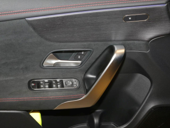 Mercedes-Benz CLA 250 SB AMG Night Kamera ParkPaket Ambiente