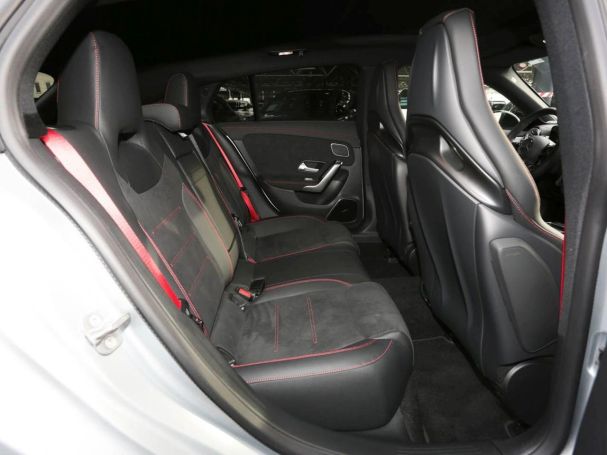 Mercedes-Benz CLA 35 AMG 4M SB Night Panorama Performance Sitze