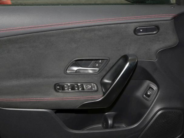 Mercedes-Benz CLA 35 AMG 4M SB MBUX High-End Panorama Kamera