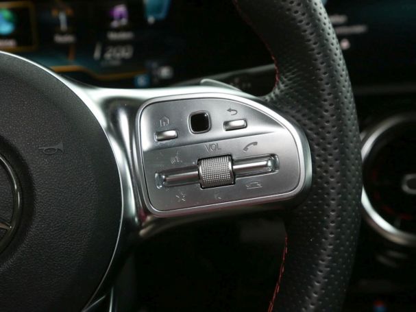 Mercedes-Benz CLA 35 AMG 4M SB MBUX High-End Panorama Kamera