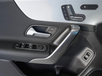 Mercedes-Benz CLA 35 AMG 4M SB Night Panorama 360° Burmester