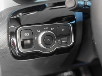 Mercedes-Benz CLA 35 AMG 4M SB Night Panorama 360° Burmester