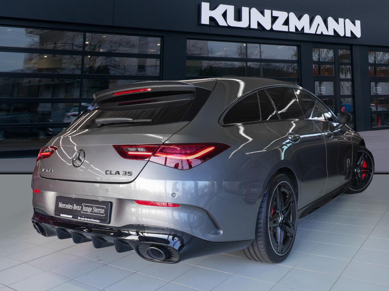 Mercedes-Benz CLA 35 AMG 4M SB Night Panorama 360° Burmester
