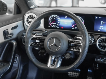 Mercedes-Benz CLA 35 AMG 4M SB Night Panorama 360° Burmester