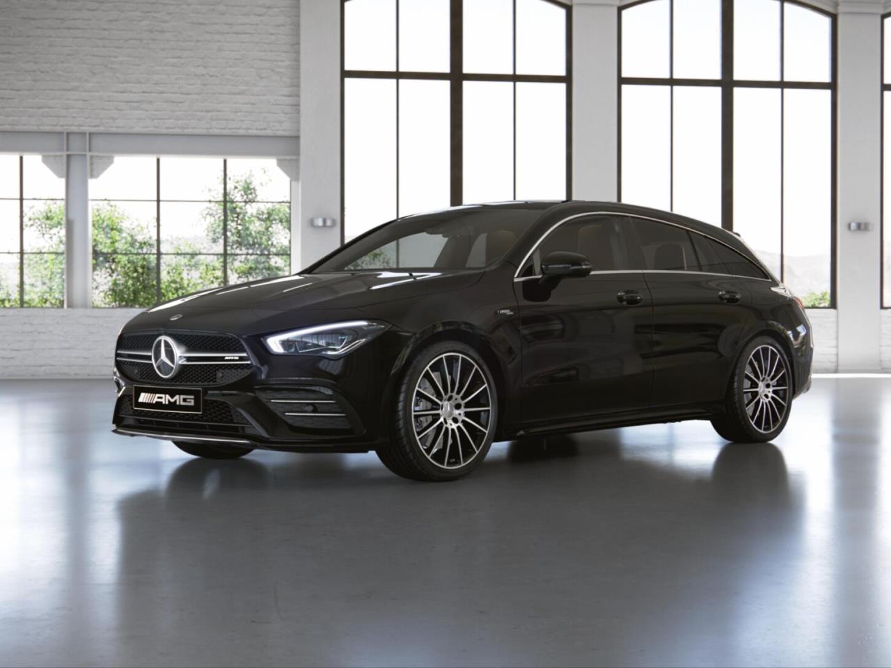 Mercedes-Benz CLA 35 AMG 4M Shooting Brake Panorama AHK