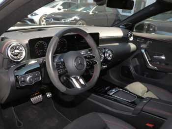 Mercedes-Benz CLA 45 AMG S 4M+ SB Night Panorama HeadUp 360°