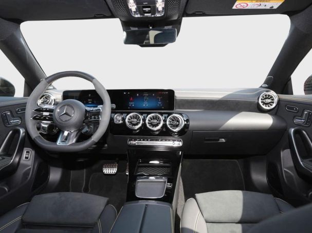Mercedes-Benz Mercedes-AMG CLA 45 S 4MATIC+ Shooting Brake Night Panorama Mercedes-Benz Mercedes-AMG CLA 45 S 4MATIC+ Shooting Brake Night Panorama
