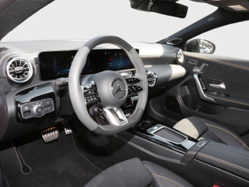 Mercedes-Benz Mercedes-AMG CLA 45 S 4MATIC+ Shooting Brake Night Panorama