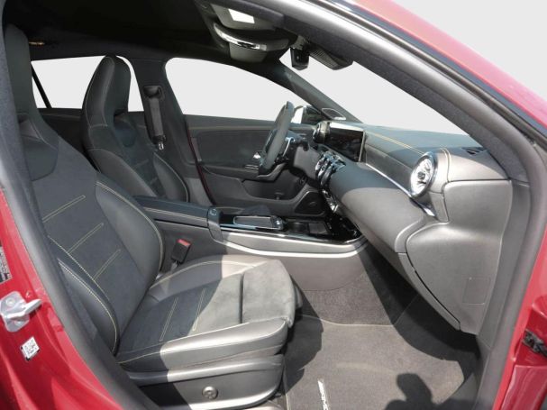 Mercedes-Benz Mercedes-AMG CLA 45 S 4MATIC+ Shooting Brake Night Panorama Mercedes-Benz Mercedes-AMG CLA 45 S 4MATIC+ Shooting Brake Night Panorama
