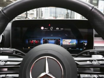 Mercedes-Benz CLE 450 4M Cabrio AMG Night HUD 360° Verdeck rot