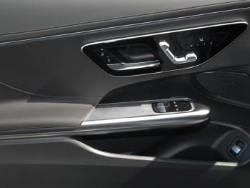 Mercedes-Benz CLE 180 Coupé AMG Night Distronic Panorama 360° Mercedes-Benz CLE 180 Coupé AMG Night Distronic Panorama 360°